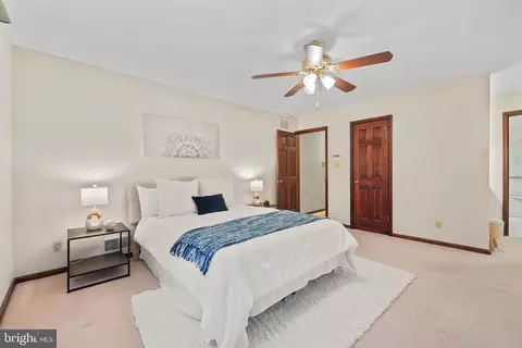 Bedroom - 27 Thomas Dr, Silver Spring, MD 20904 photo 4 of 5