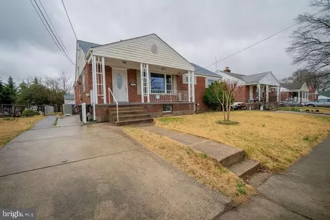 Exterior - 9616 Cottrell Ter, Silver Spring, MD 20903 photo 2 of 3