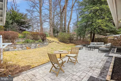 Exterior - 203 Thistle Dr, Silver Spring, MD 20901 photo 11 of 12
