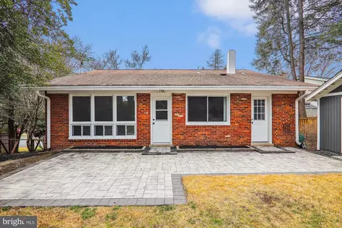 Exterior - 203 Thistle Dr, Silver Spring, MD 20901 photo 6 of 12