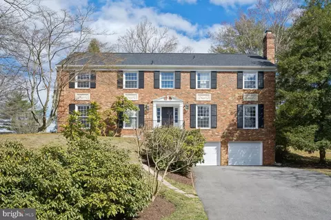 8250 Buckspark Ln W, Potomac, MD 20854