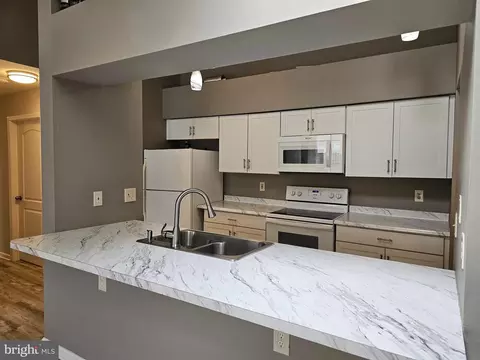 Kitchen - 14103 Fall Acre Ct #12-21, Silver Spring, MD 20906 photo 2 of 4