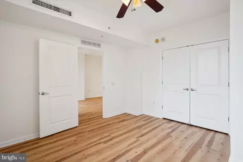Bedroom - 930 Wayne Ave #806, Silver Spring, MD 20910 photo 2 of 2