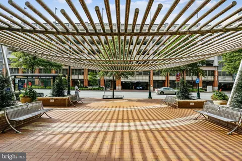 930 Wayne Ave #806, Silver Spring, MD 20910