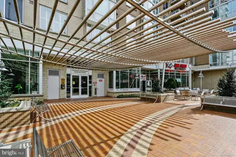 Exterior - 930 Wayne Ave #806, Silver Spring, MD 20910 photo 7 of 15