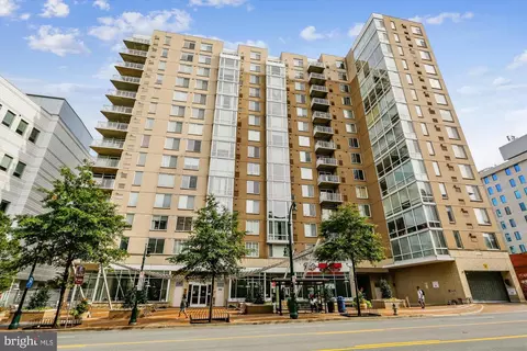 Exterior - 930 Wayne Ave #806, Silver Spring, MD 20910 photo 8 of 15