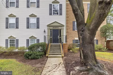 20201 Shipley Ter #102, Germantown, MD 20874