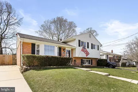 4302 Robert Ct, Silver Spring, MD 20906 photo 2