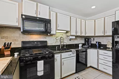 4302 Robert Ct, Silver Spring, MD 20906 photo 10