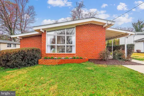 1000 N Belgrade Rd, Silver Spring, MD 20902