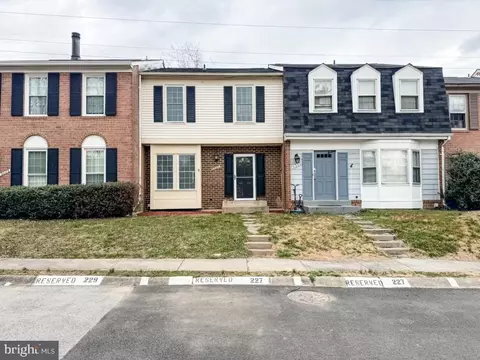 9227 Weathervane Pl, Montgomery Village, MD 20886