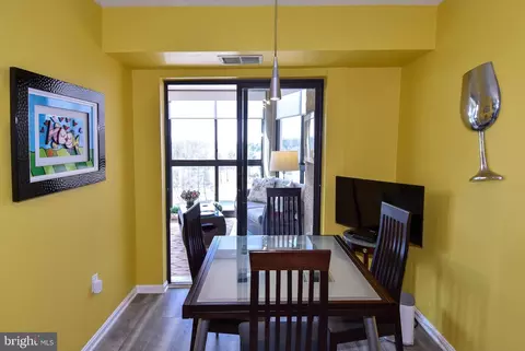 15100 Interlachen Dr #809, Silver Spring, MD 20906 photo 17
