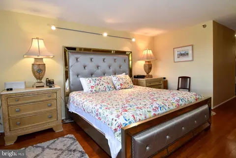 15100 Interlachen Dr #809, Silver Spring, MD 20906 photo 20