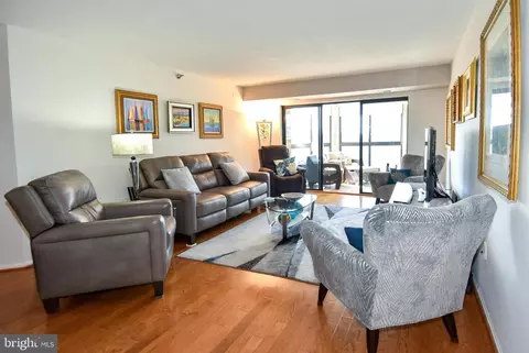 15100 Interlachen Dr #809, Silver Spring, MD 20906 photo 9
