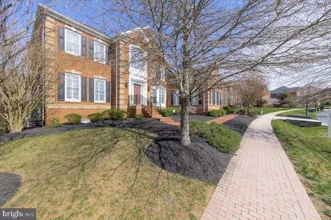 12214 Greenbriar Branch Dr, Potomac, MD 20854