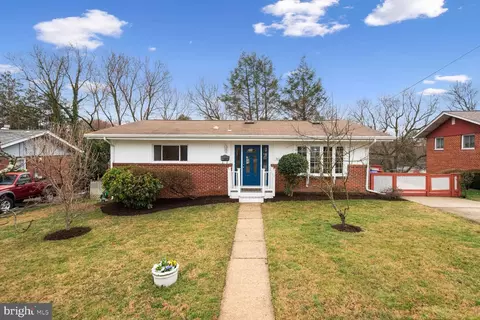 3604 Sandy Ct, Kensington, MD 20895