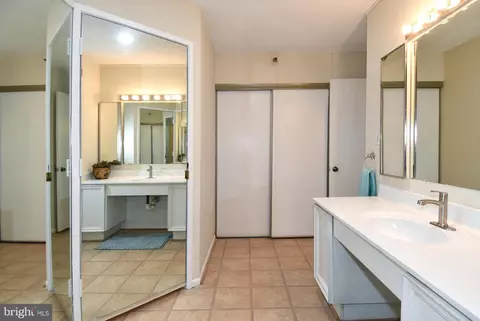 15100 Interlachen Dr #406, Silver Spring, MD 20906 photo 25