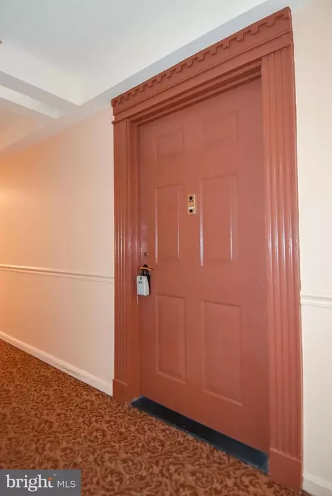 15100 Interlachen Dr #406, Silver Spring, MD 20906 photo 7