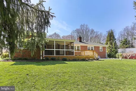 Exterior - 17805 Dominion Dr, Sandy Spring, MD 20860 photo 4 of 11