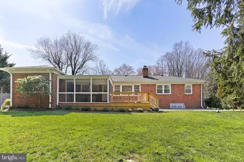 Exterior - 17805 Dominion Dr, Sandy Spring, MD 20860 photo 3 of 11