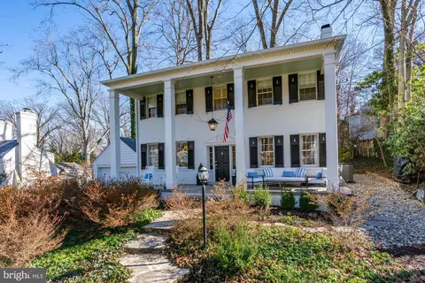 3104 Leland St, Chevy Chase, MD 20815