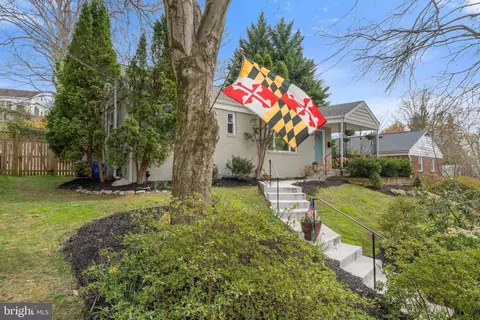8417 Donnybrook Dr, Chevy Chase, MD 20815