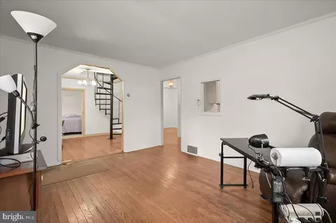 Entry Way - 4521 Randolph Rd, Silver Spring, MD 20906 photo 2 of 9