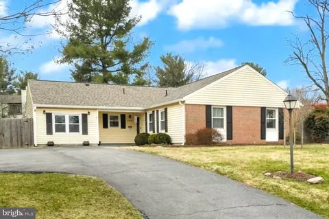 17408 Hughes Rd, Poolesville, MD 20837