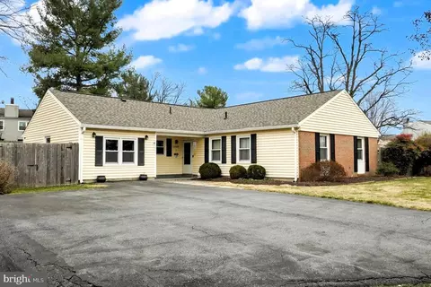 Exterior - 17408 Hughes Rd, Poolesville, MD 20837 photo 15 of 21