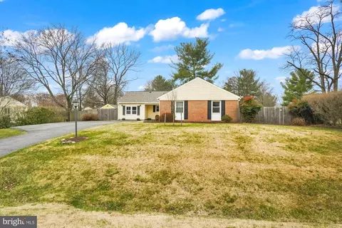 Exterior - 17408 Hughes Rd, Poolesville, MD 20837 photo 3 of 21