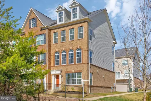 Exterior - 3620 Maven St, Silver Spring, MD 20906 photo 4 of 13