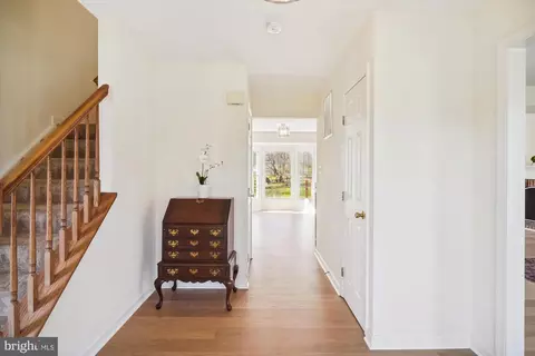 Entry Way - 16901 Hoskinson Rd, Poolesville, MD 20837 photo 4 of 6