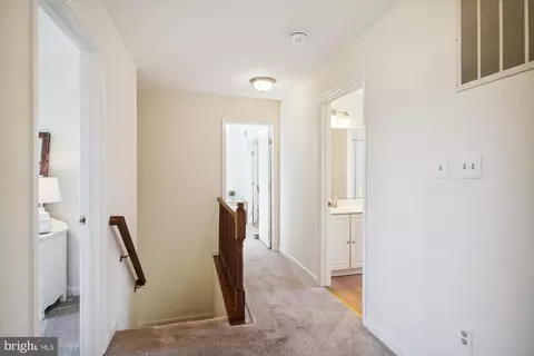 Entry Way - 16901 Hoskinson Rd, Poolesville, MD 20837 photo 6 of 6