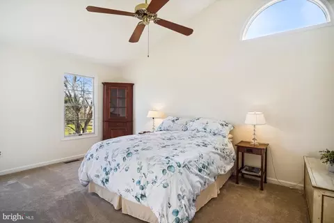 Bedroom - 16901 Hoskinson Rd, Poolesville, MD 20837 photo 1 of 9