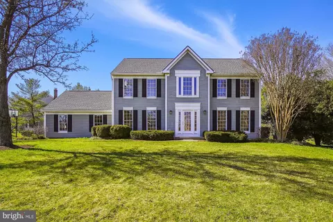 16901 Hoskinson Rd, Poolesville, MD 20837