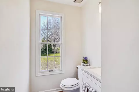 Bath - 16901 Hoskinson Rd, Poolesville, MD 20837 photo 1 of 5