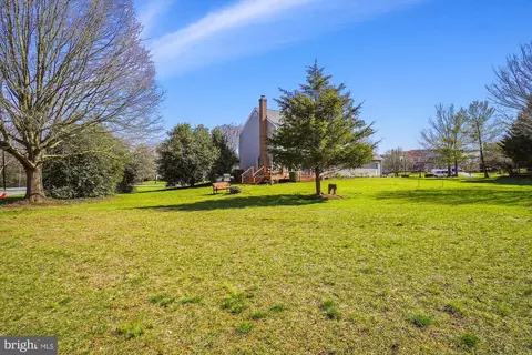 Exterior - 16901 Hoskinson Rd, Poolesville, MD 20837 photo 13 of 22