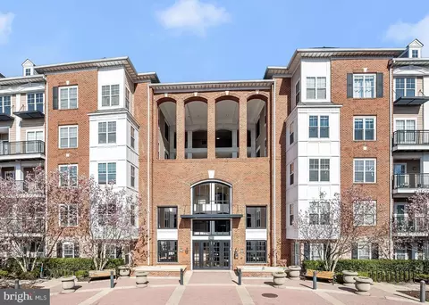 501 Hungerford Dr #237, Rockville, MD 20850