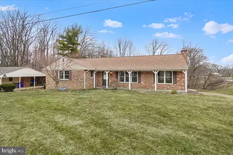 24424 Kakae Dr, Damascus, MD 20872