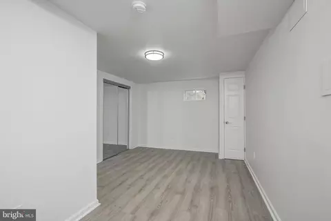 Entry Way - 814 Orange Dr, Silver Spring, MD 20901 photo 4 of 4