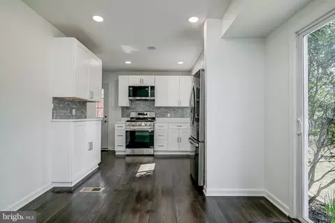 Kitchen - 814 Orange Dr, Silver Spring, MD 20901 photo 2 of 11