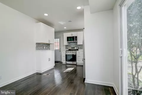 Living - 814 Orange Dr, Silver Spring, MD 20901 photo 1 of 1
