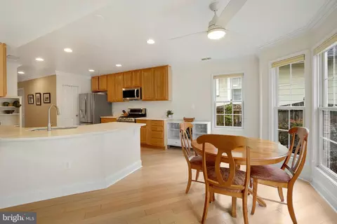 Dining - 701 Ritchie Ave, Silver Spring, MD 20910 photo 2 of 3