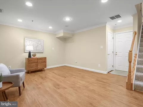 8515 Cameron St, Silver Spring, MD 20910 photo 25