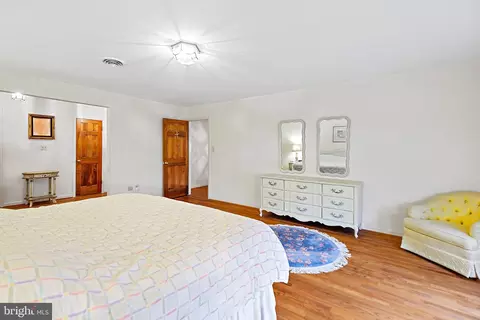 Bedroom - 101 Bryants Nursery Rd, Silver Spring, MD 20905 photo 3 of 10