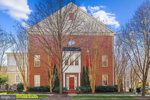 702 Ridgemont Ave, Rockville, MD 20850