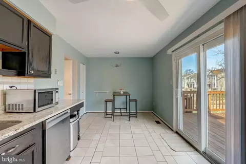 2906 Schoolhouse Cir, Silver Spring, MD 20902 photo 13