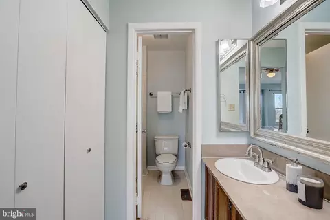 2906 Schoolhouse Cir, Silver Spring, MD 20902 photo 21