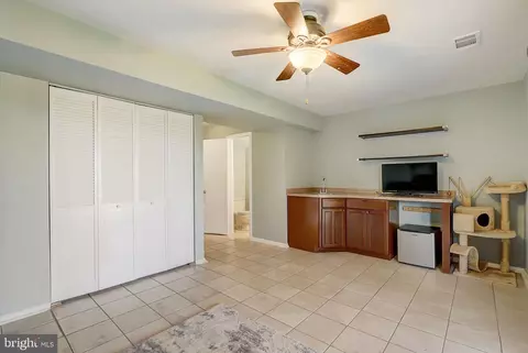 2906 Schoolhouse Cir, Silver Spring, MD 20902 photo 28