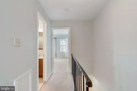 2906 Schoolhouse Cir, Silver Spring, MD 20902 photo 14